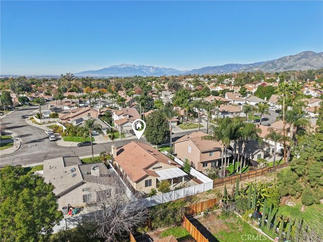 7765 Morningside, Highland, CA 92346