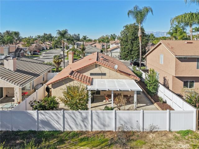 7765 Morningside, Highland, CA 92346