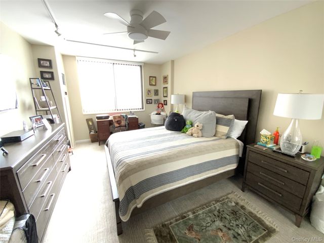 27110 Grand Central Parkway 31Y, Floral Park, NY 11005