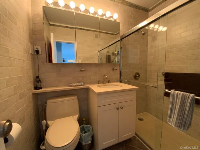 27110 Grand Central Parkway 31Y, Floral Park, NY 11005