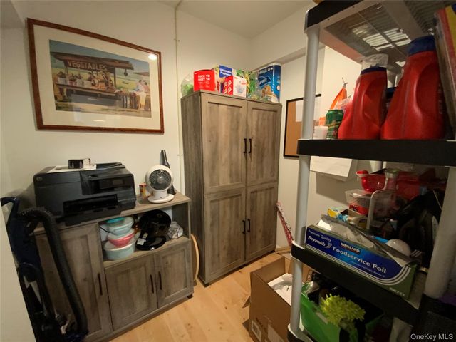 27110 Grand Central Parkway 31Y, Floral Park, NY 11005