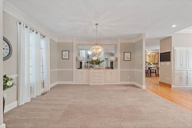 22918 NW Ashford Court, Blue Springs, MO 64015