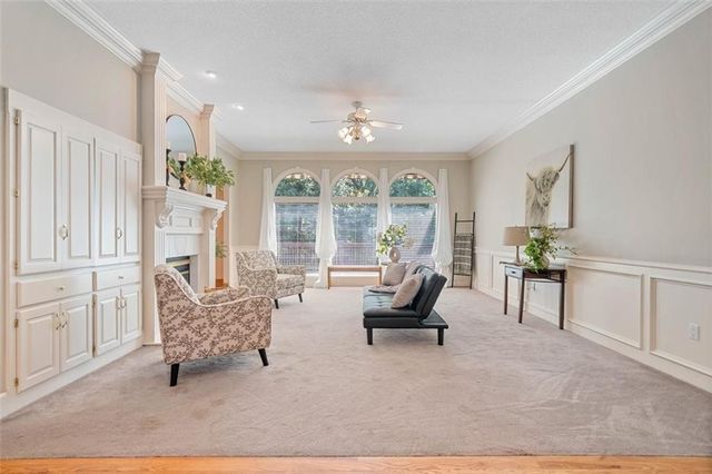 22918 NW Ashford Court, Blue Springs, MO 64015