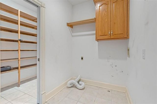 22918 NW Ashford Court, Blue Springs, MO 64015