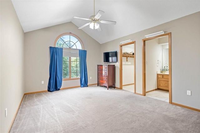22918 NW Ashford Court, Blue Springs, MO 64015