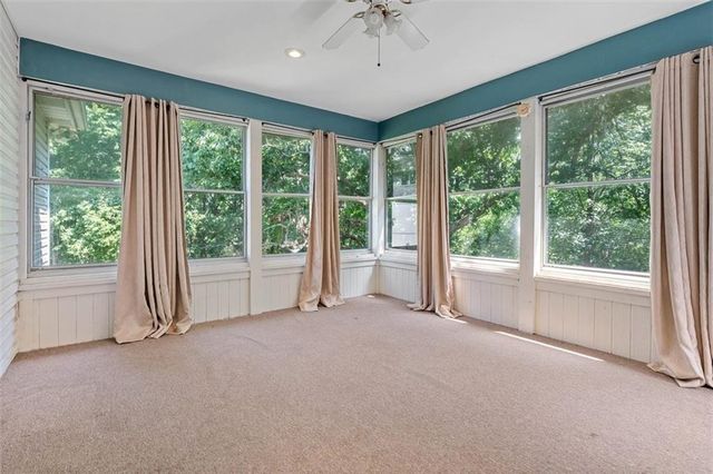 22918 NW Ashford Court, Blue Springs, MO 64015