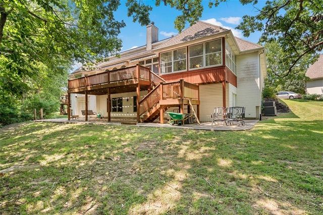 22918 NW Ashford Court, Blue Springs, MO 64015