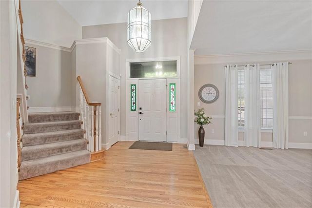 22918 NW Ashford Court, Blue Springs, MO 64015