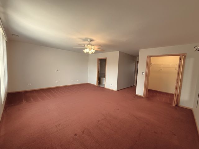 9400 CALEDONIA Drive, Tinley Park, IL 60487