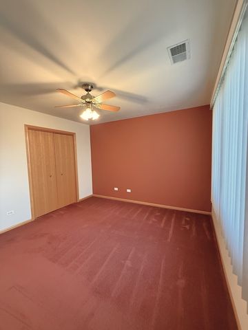 9400 CALEDONIA Drive, Tinley Park, IL 60487