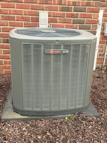 9400 CALEDONIA Drive, Tinley Park, IL 60487