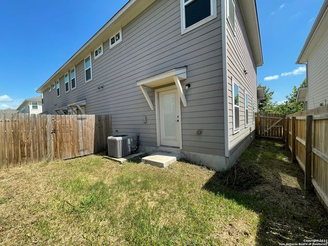 6423 Melanzane Ave Unit 104, San Antonio, TX 78233