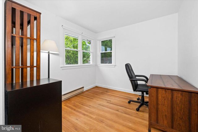 1916 FLORAL DR, Wilmington, DE 19810