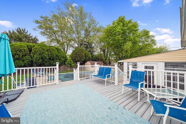 1916 FLORAL DR, Wilmington, DE 19810