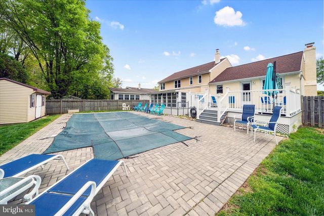 1916 FLORAL DR, Wilmington, DE 19810