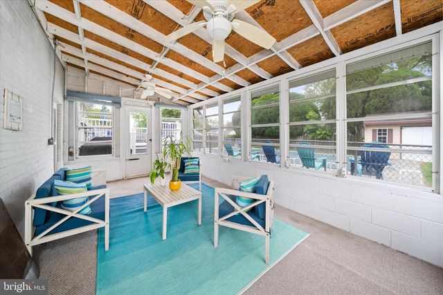 1916 FLORAL DR, Wilmington, DE 19810