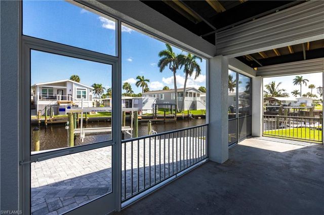 11310 Bougainvillea LN, Fort Myers Beach, FL 33931