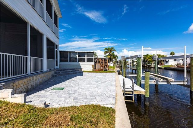 11310 Bougainvillea LN, Fort Myers Beach, FL 33931