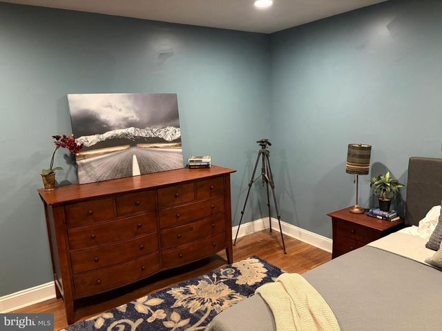 1901 OXFORD VALLEY RD, Yardley, PA 19067