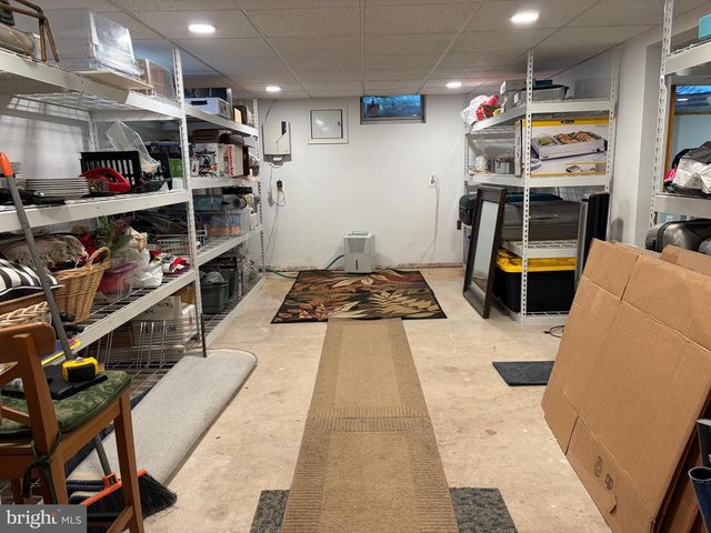 1901 OXFORD VALLEY RD, Yardley, PA 19067