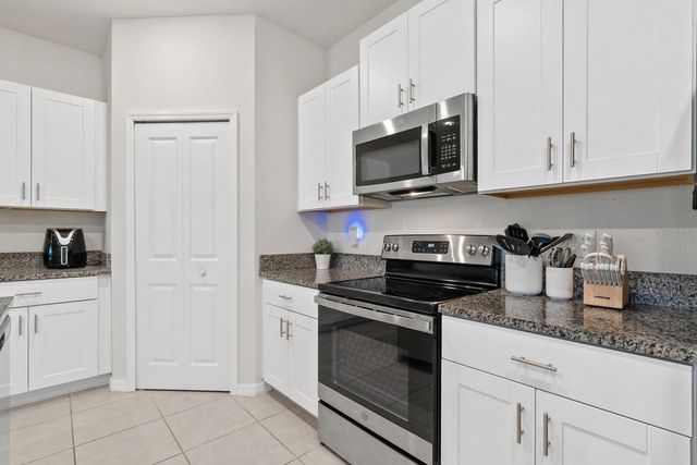 809 TENNYSON MILL CIRCLE, Tampa, FL 33619