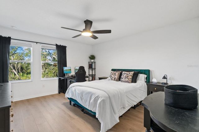 809 TENNYSON MILL CIRCLE, Tampa, FL 33619