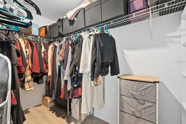 809 TENNYSON MILL CIRCLE, Tampa, FL 33619