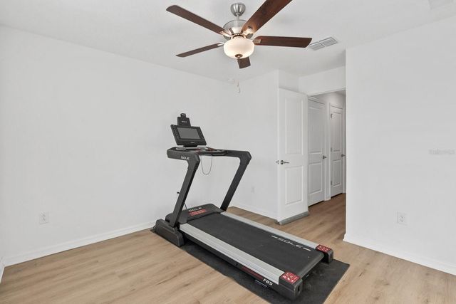 809 TENNYSON MILL CIRCLE, Tampa, FL 33619