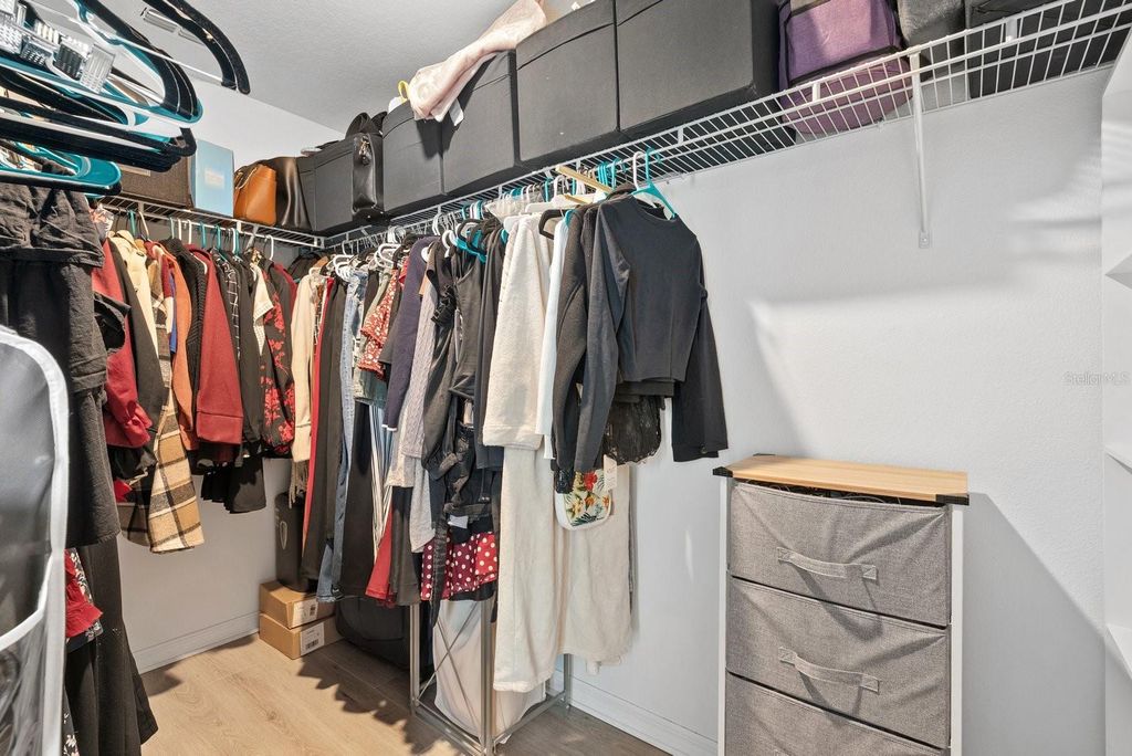 Image 28 of property listing at 809 TENNYSON MILL CIRCLE, Tampa, FL 33619