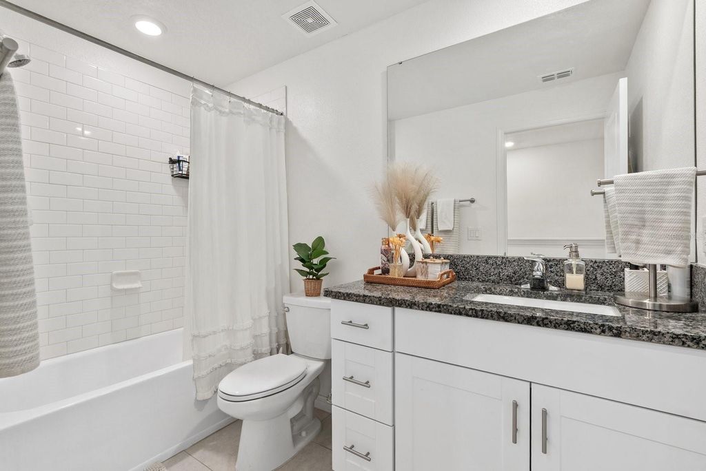 Image 29 of property listing at 809 TENNYSON MILL CIRCLE, Tampa, FL 33619