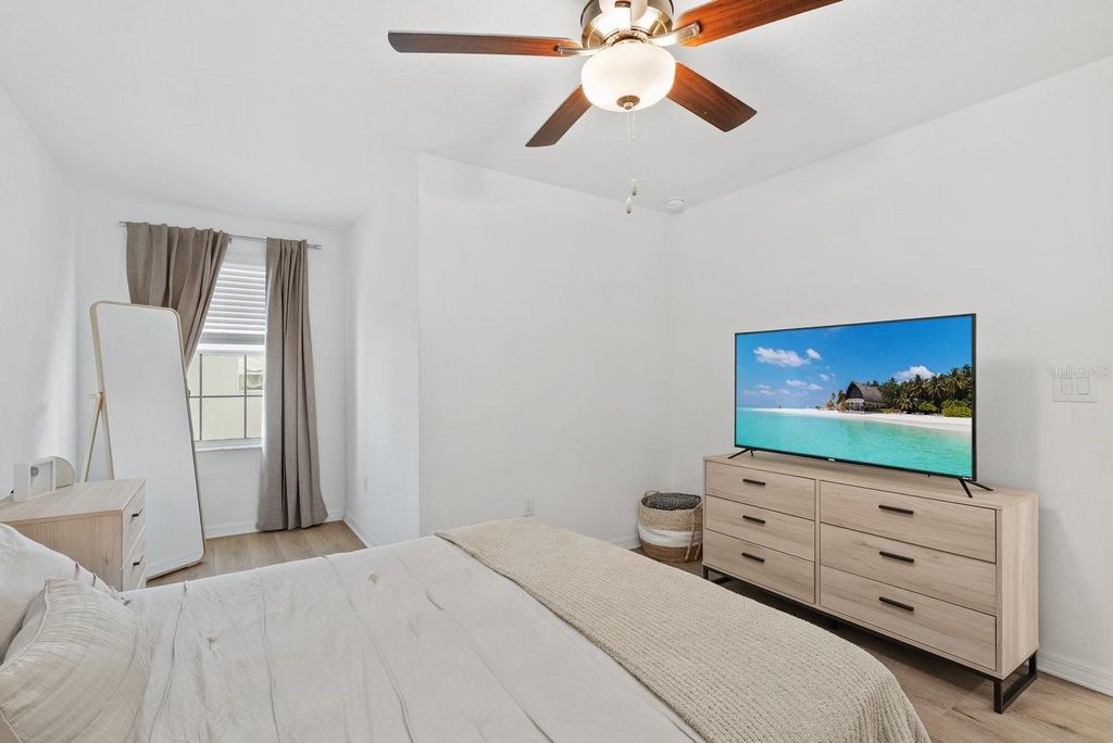 Image 31 of property listing at 809 TENNYSON MILL CIRCLE, Tampa, FL 33619