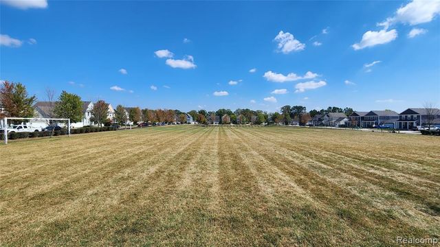 32249 E Brampton Street, New Haven, MI 48048