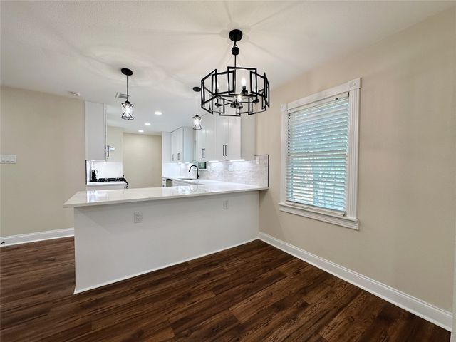 1814 Walnut Avenue, Carrollton, TX 75006