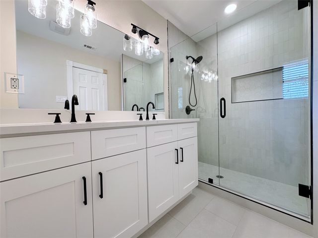 1814 Walnut Avenue, Carrollton, TX 75006