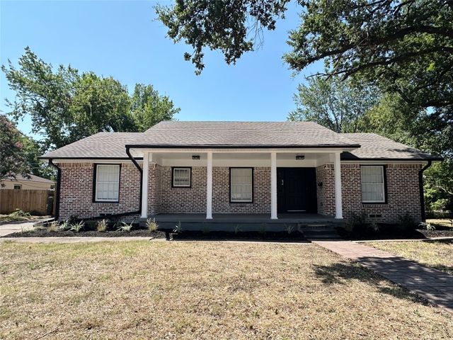 1814 Walnut Avenue, Carrollton, TX 75006