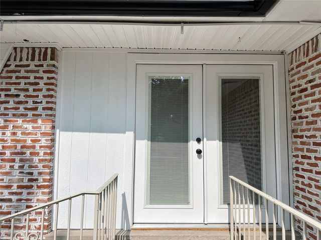 1814 Walnut Avenue, Carrollton, TX 75006