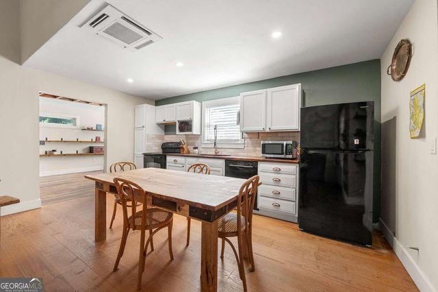 948 Margaret Place NW, Atlanta, GA 30318