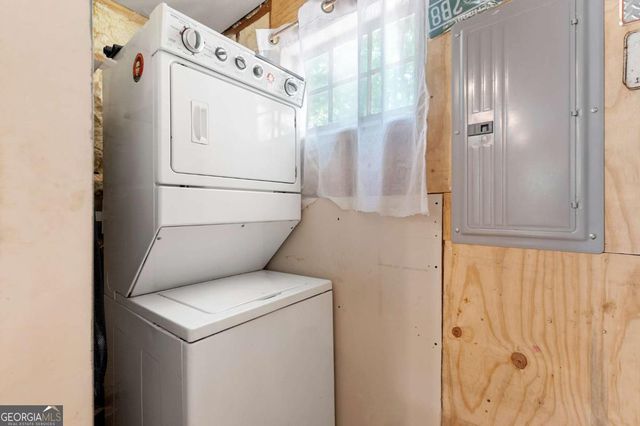 948 Margaret Place NW, Atlanta, GA 30318