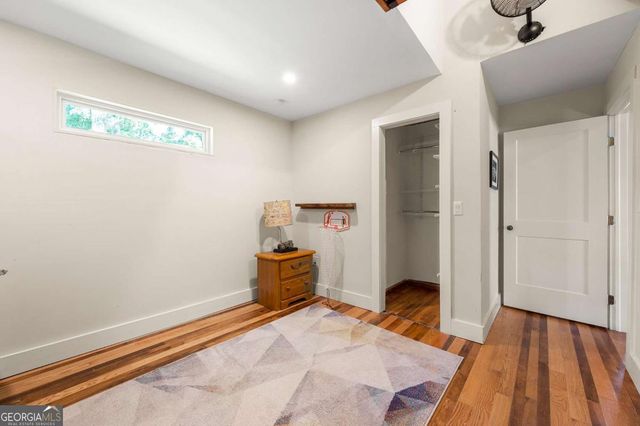 948 Margaret Place NW, Atlanta, GA 30318