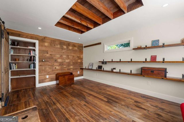 948 Margaret Place NW, Atlanta, GA 30318