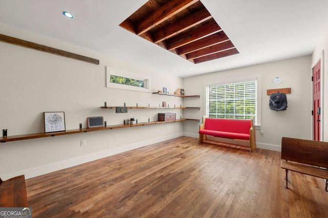 948 Margaret Place NW, Atlanta, GA 30318