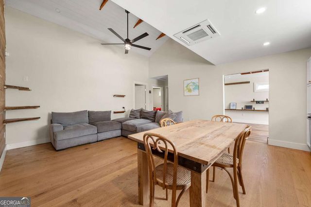 948 Margaret Place NW, Atlanta, GA 30318