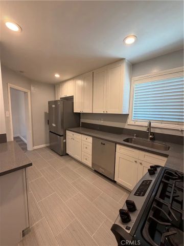 11521 Mines Avenue, Whittier, CA 90609
