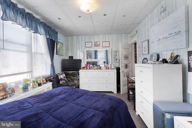 614 JOHNSTON ST, Philadelphia, PA 19148