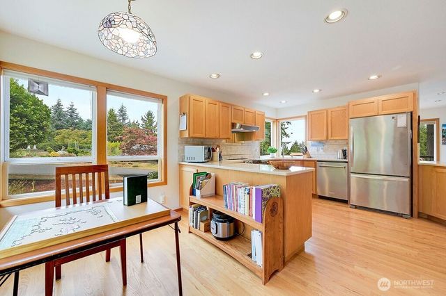 34 Terrace Drive, Port Townsend, WA 98368