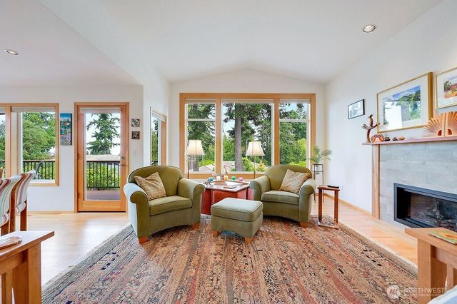 34 Terrace Drive, Port Townsend, WA 98368