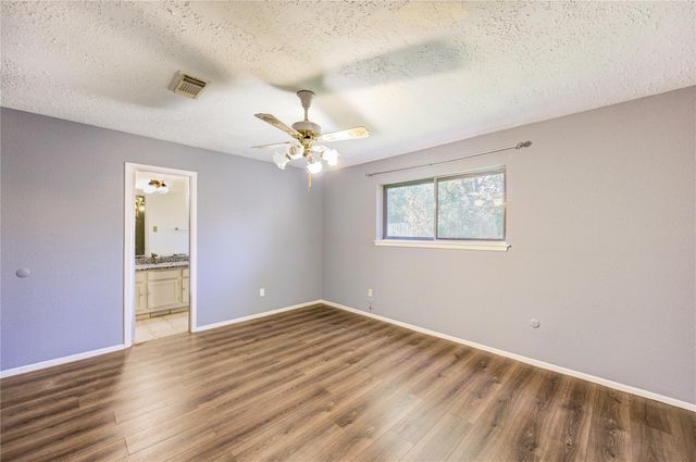 1510 Chestnut Tree Lane, Houston, TX 77067