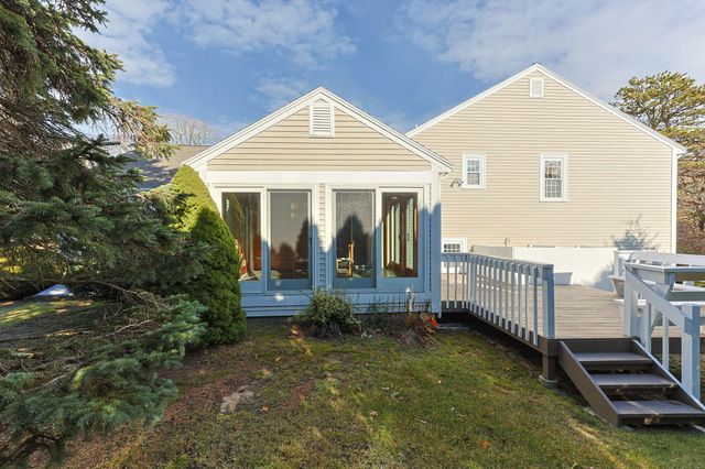 17 Margate Lane, South Dennis, MA 02660