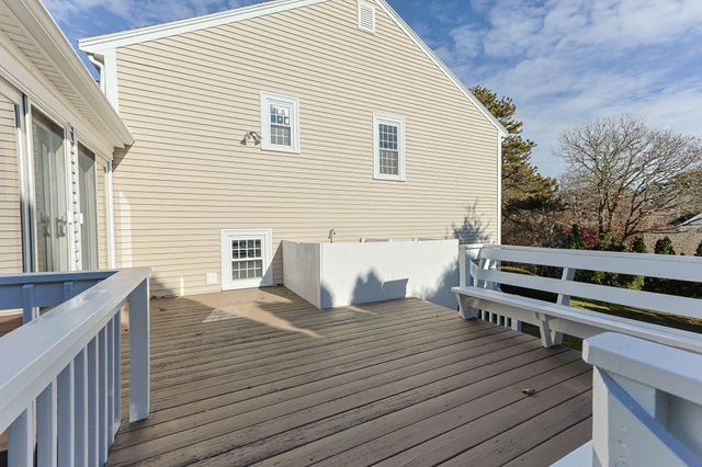 17 Margate Lane, South Dennis, MA 02660