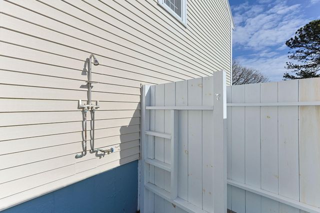 17 Margate Lane, South Dennis, MA 02660